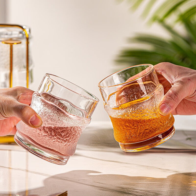 Vintage Instagram-Inspired High-Aesthetic Japanese-Style Ice Retention Glass – Viral Water Cup for Iced Americano Coffee & Whiskey Tumbler